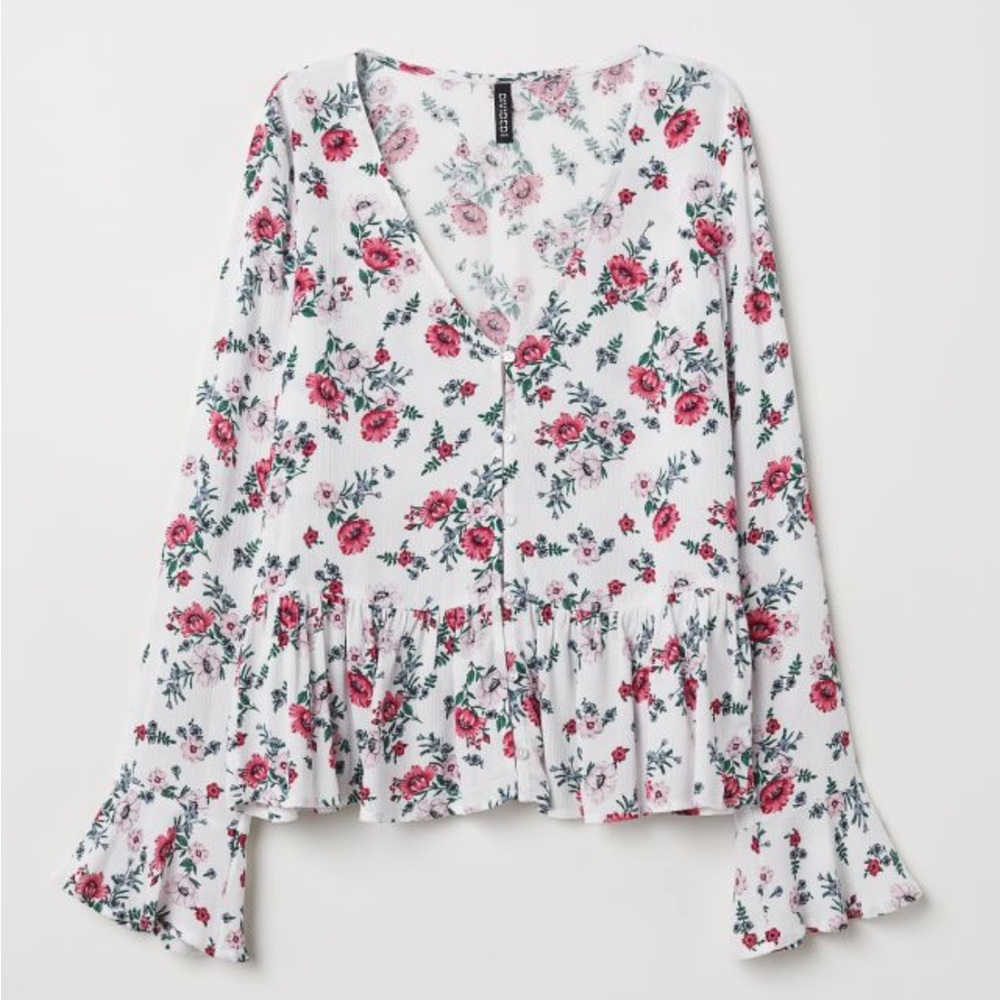 H&M Blouse with bell sleeves Size 4